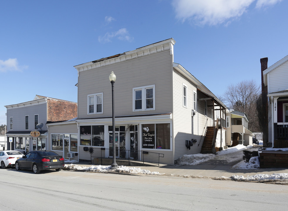 231 Main St in Corinth, NY - Building Photo