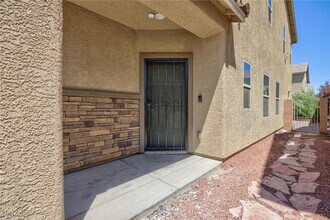 6736 Prairie Dusk Dr in Las Vegas, NV - Building Photo - Building Photo