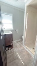 1231 Collins Hwy in Pikeville, KY - Building Photo - Building Photo