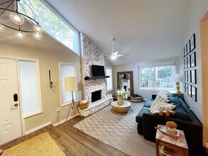 16 Raintree Ct in Ormond Beach, FL - Building Photo - Building Photo