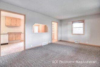 2717 Lawndale Dr in Rapid City, SD - Building Photo - Building Photo