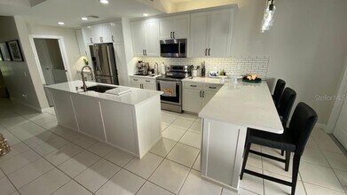 9221 Northlake Pkwy in Orlando, FL - Building Photo - Building Photo