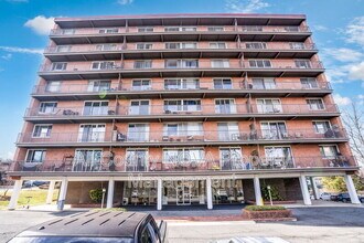 4343 Cherry Hill Rd in Arlington, VA - Building Photo - Building Photo