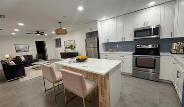 315 N 26th Ave in Hollywood, FL - Building Photo - Building Photo