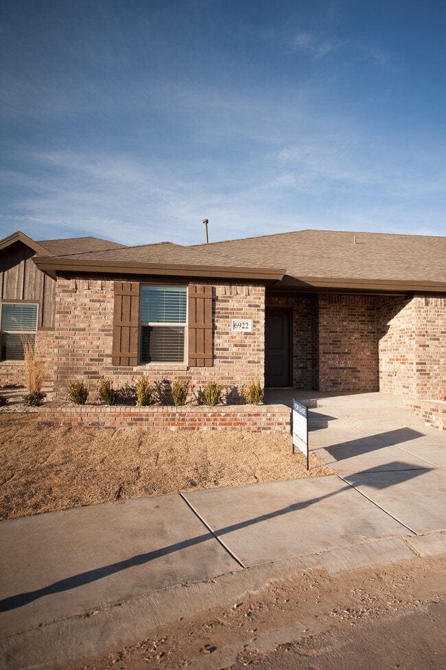 6922 67th St in Lubbock, TX - Building Photo - Building Photo