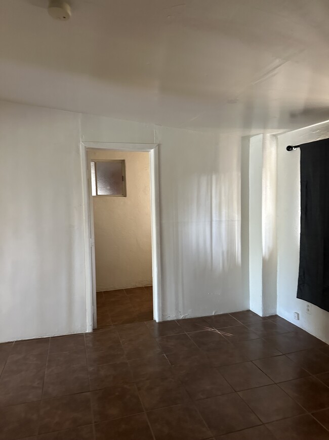 651 N Goodman St, Unit 1 bedroom in Nogales, AZ - Foto de edificio - Building Photo