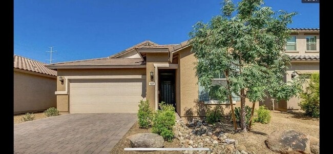 property at 7417 S 27th Run