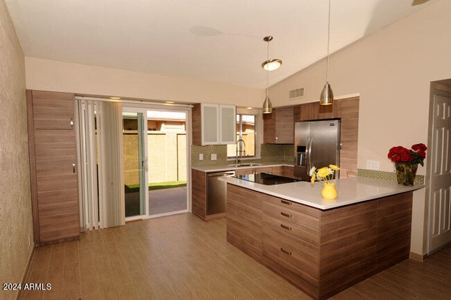 property at 1320 E Bethany Home Rd