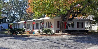 1918 Jackson Ave in Pascagoula, MS - Building Photo