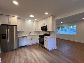 5220 State Rd in Burbank, IL - Building Photo - Building Photo