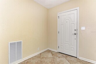 1225 De Narvaez Ave in Bradenton, FL - Building Photo - Building Photo