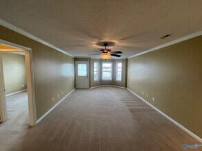 3241 Fieldstone Dr SW in Decatur, AL - Foto de edificio - Building Photo