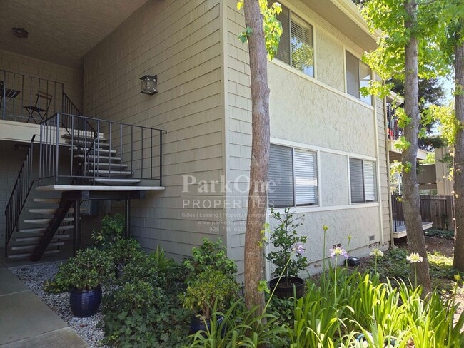 property at 1050 Wesley Ct