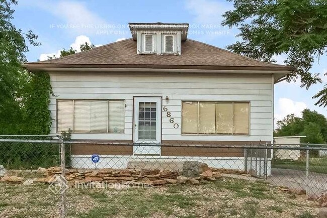 property at 6860 Magnolia St