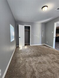 8747 Josie St photo'