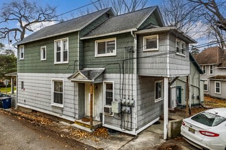 812 Mary St in Ann Arbor, MI - Building Photo - Building Photo