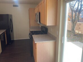 3752 Rancher Loop NE in Rio Rancho, NM - Building Photo - Building Photo