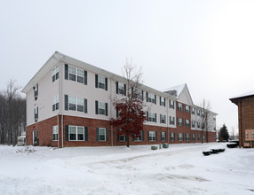 White Oak Village in Wadsworth, OH - Building Photo - Building Photo