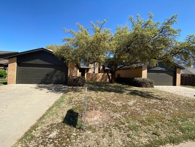 3204 65th St-Unit -A in Lubbock, TX - Building Photo - Building Photo