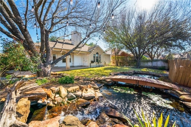 property at 2617 Goldfinch Dr