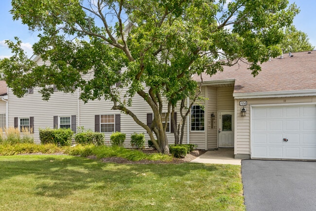 property at 106 Gant Cir