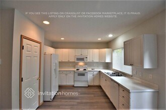 5130 Perry Dr SE in Auburn, WA - Foto de edificio - Building Photo