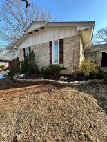 2024 4 Seasons Dr in Durant, OK - Building Photo