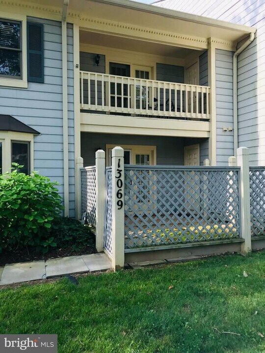 13069 Shadyside Ln in Germantown, MD - Building Photo