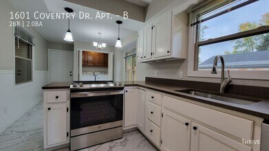 1601 Coventry Dr in Champaign, IL - Building Photo - Building Photo