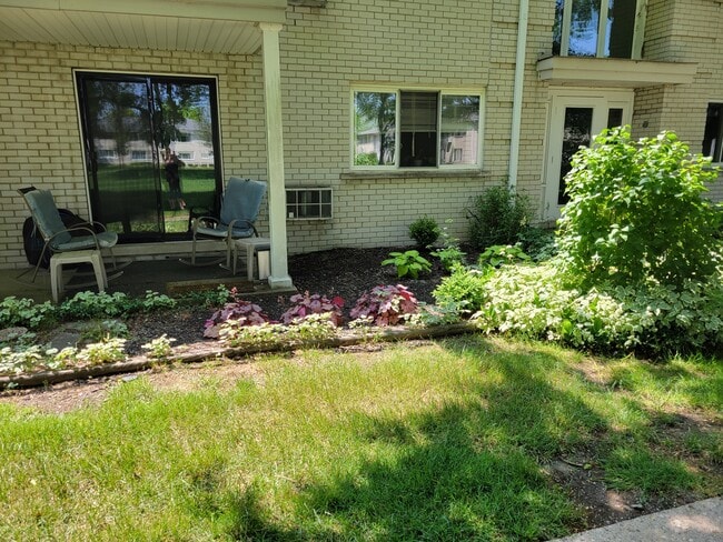 property at 4099 Telegraph Rd