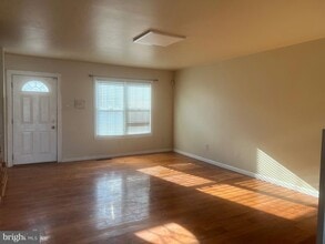 16 N Pendleton Ct in Frederick, MD - Building Photo - Building Photo