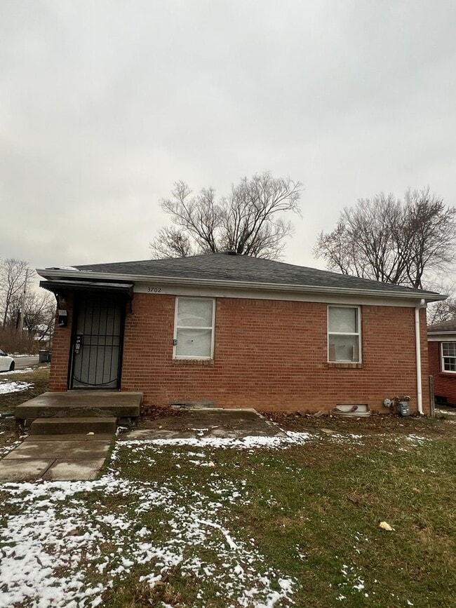 property at 3030 E 37th St