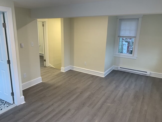 723 Kedron Ave in Morton, PA - Building Photo - Building Photo