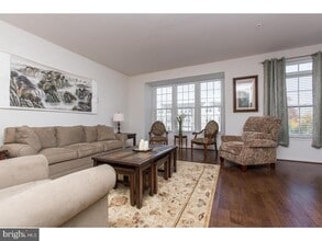 103 Tulip Ln in Gilbertsville, PA - Building Photo - Building Photo