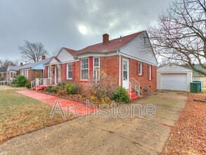 408 E 6th St in Edmond, OK - Building Photo - Building Photo