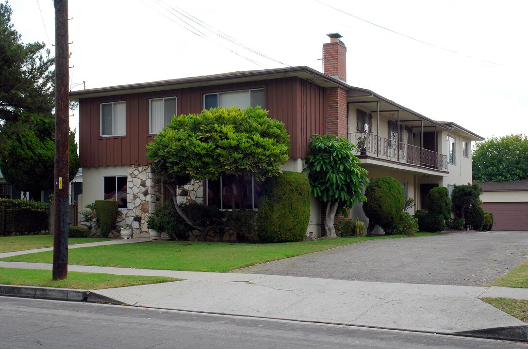 636 Hill St in Inglewood, CA - Foto de edificio