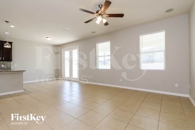 2501 Isabela Terrace in Kissimmee, FL - Building Photo - Building Photo