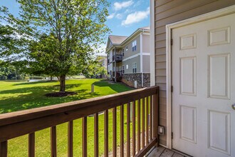 356 Easterlin Way, Unit 356 in Greenville, SC - Foto de edificio - Building Photo