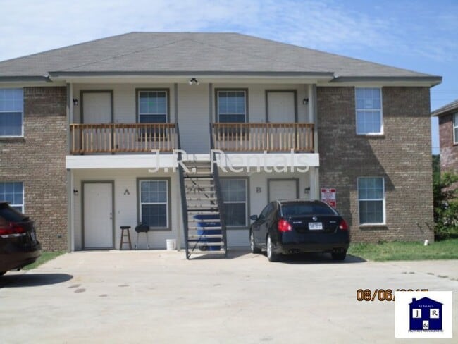property at 4205 Primrose Dr