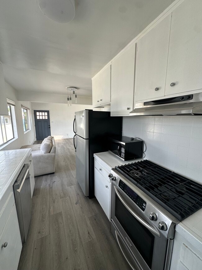 12497 Greene Ave, Unit 2 Greene Ave in Los Angeles, CA - Building Photo - Building Photo