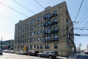 509 47th St Apartments