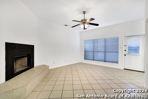 829 W Bitters Rd in San Antonio, TX - Building Photo - Building Photo