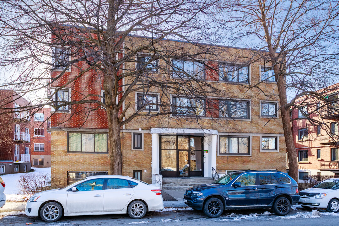 5000 Saint-Kévin Av in Montréal, QC - Building Photo