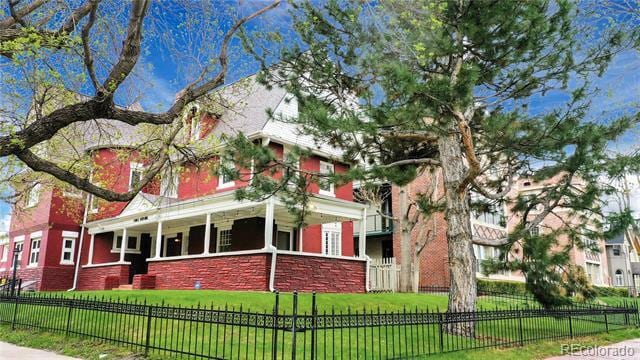 property at 1100 E 16th Ave