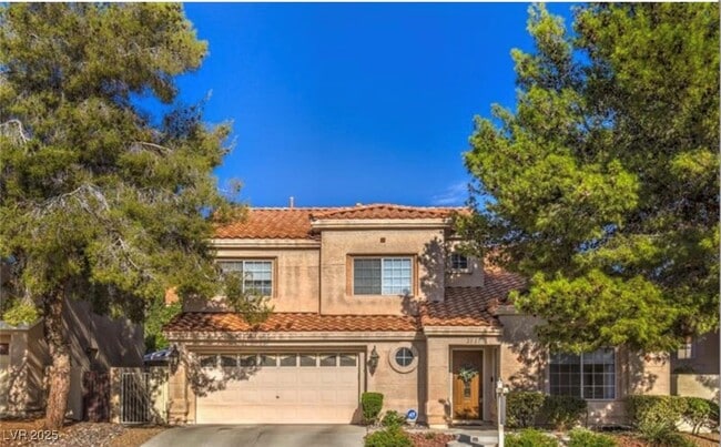 property at 2021 Paradise Peak Dr