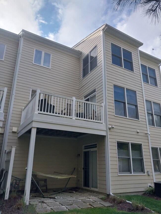 11958 W War Dancer Ln in Berlin, MD - Building Photo - Building Photo
