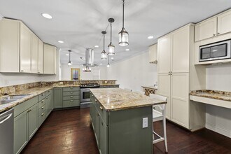 309 E Lafayette Ave in Baltimore, MD - Building Photo - Building Photo