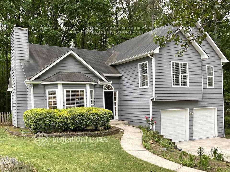 7015 Sewells Farm Rd in Cumming, GA - Building Photo