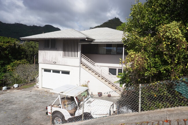 property at 2260 Waiomao Rd