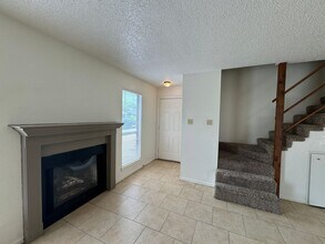 2515 Bermuda Dr, Unit Unit D in Killeen, TX - Building Photo - Building Photo